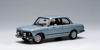 Autoart bmw 2002 l #2