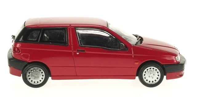 Alfa Romeo 145 (1994) Pego 1/43 Rojo Metalizado 