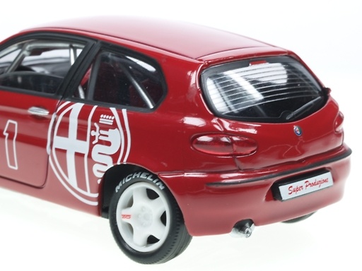 Alfa Romeo 147 racing (2001) Solido 1572 1/43 
