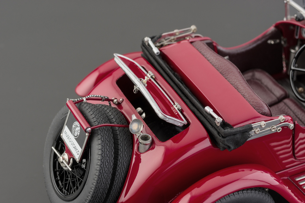 Alfa Romeo 6C 1750 GS (1930) CMC M138 1:18 