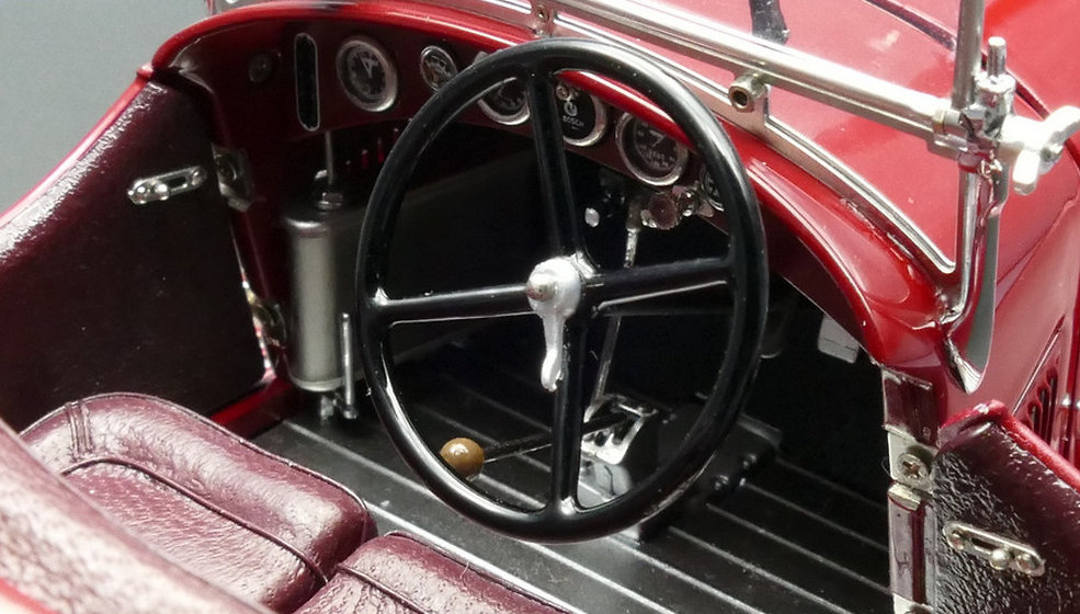 Alfa Romeo 6C 1750 GS (1930) CMC M138 1:18 