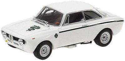 Alfa Romeo GTA 1300 Junior (1970) Minichamps 400120601 1/43 