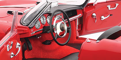 Autoart-70157-01 Alfa Romeo Giulietta 1300 Spider (1962) Autoart 1/18