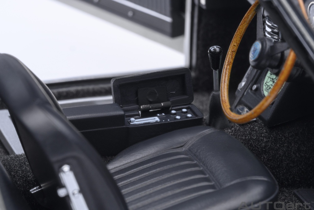 Aston Martin DB5 