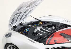 Aston Martin ONE-77 (2009) Autoart 70244 1:18 