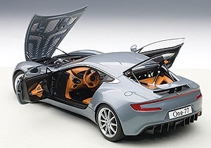 Aston Martin ONE-77 (2009) Autoart 70243 1:18 