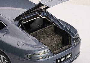 Aston Martin Rapide (2010) Autoart 70218 1/18 
