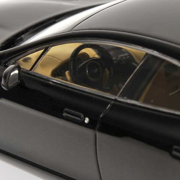 Aston Martin Rapide (2010) Minichamps 400137900 1/43 