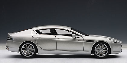 Aston Martin Rapide (2010) Autoart 1/18 Gris Plata Metalizado 