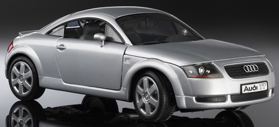 Audi TT Coupé Plata Revell 1/18 