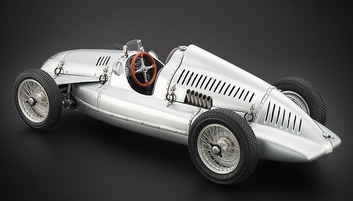 Auto Union Tipo D (1938) CMC M027 1/18 