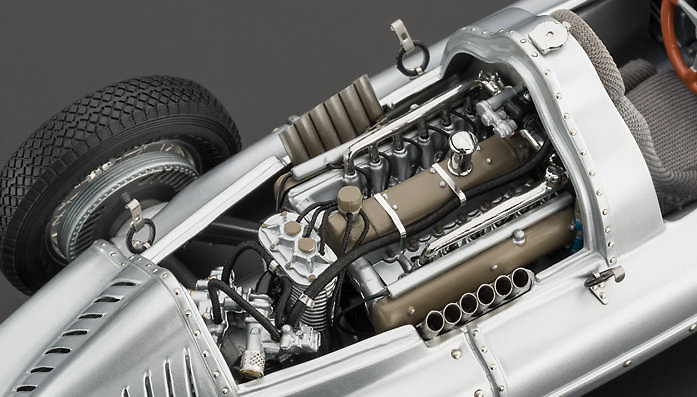 Auto Union Tipo D (1938) CMC M027 1/18 