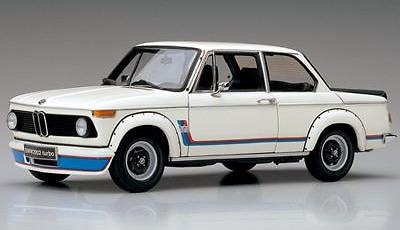 BMW 2002 Turbo -E20- (1974) Kyosho KY08542W 1/18 