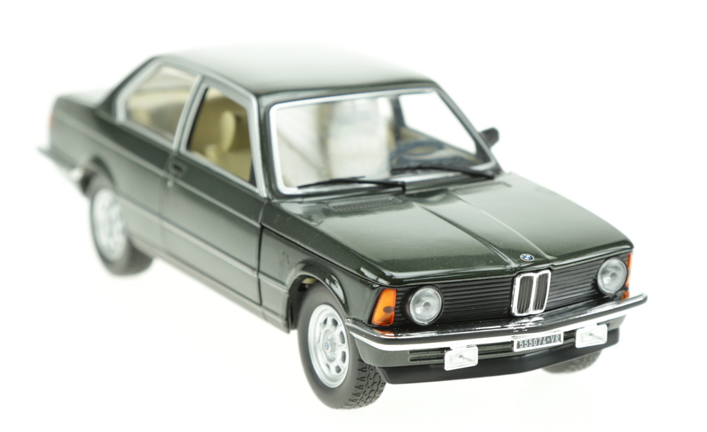 BMW 318i (1981) Atlas 2435 1:24 