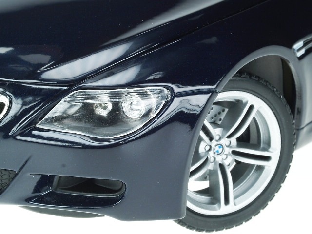 BMW M6 Coupé -E63- (2005) Revell 1/18 