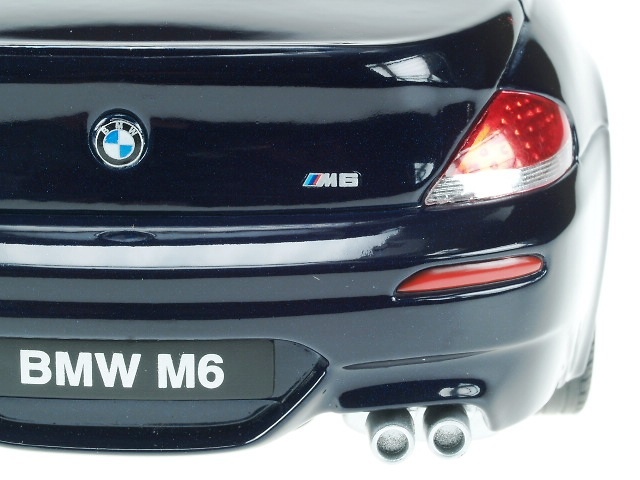 BMW M6 Coupé -E63- (2005) Revell 1/18 