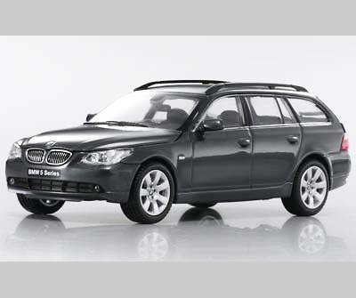 BMW Serie 5 545i -E61- (2004) Kyosho 1/43 