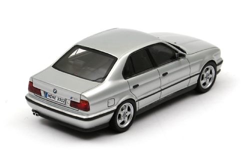 BMW Serie 5 M5 -E34- (1994) Neo 43312 1/43 