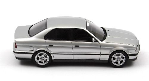 BMW Serie 5 M5 -E34- (1994) Neo 43312 1/43 