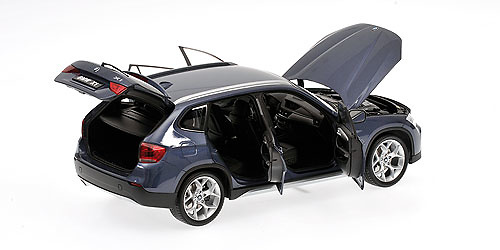 BMW X1 -E84- (2009) Kyosho 08791BL 1/18 