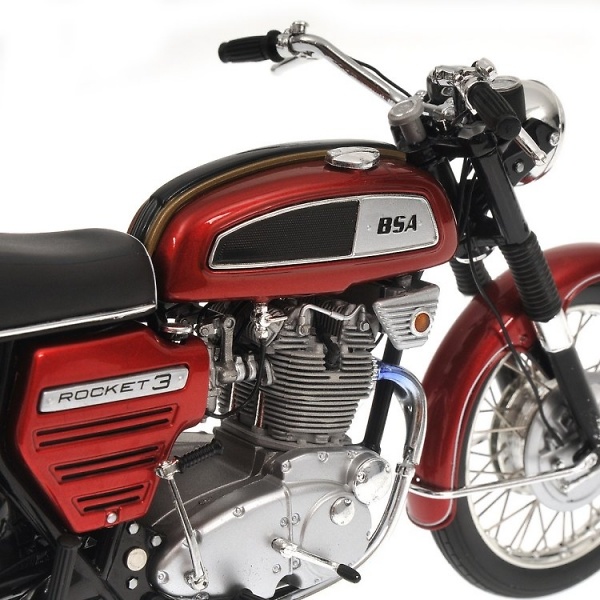 BSA Rocket III (1968) Minichamps 122130100 1/12 