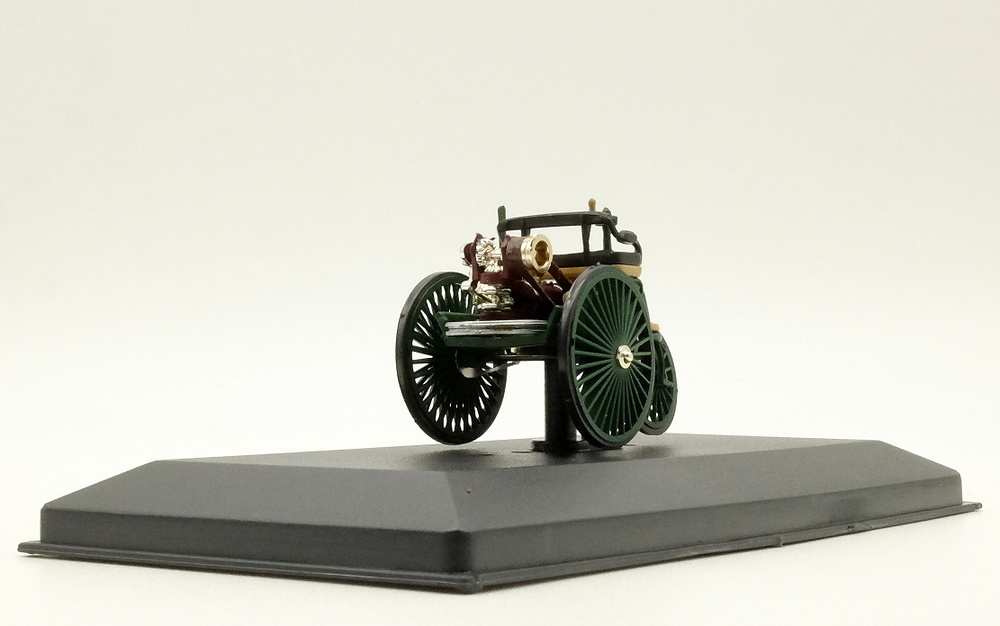 Benz Triciclo Patent Motorwagen (1886) Altaya 1/43 