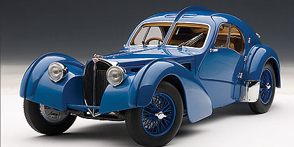 Bugatti 57 SC Atlantic (1938) Autoart 1/18 Azul Llantas Azules 