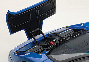Bugatti EB110 GT(1991) Autoart 70976 1:18 