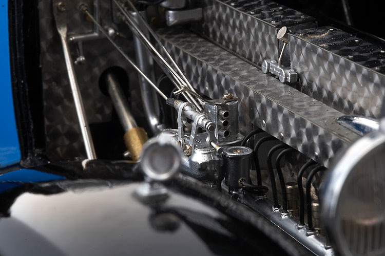 Bugatti Tipo 41 Royale Coupe de Ville (1930) BAUER 1/18 