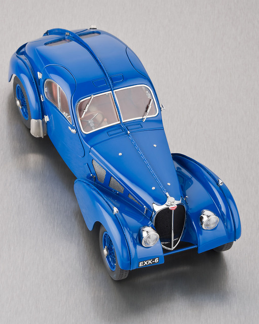 Bugatti Tipo 57 SC Atlantic (1938) CMC M083 1/18 Bugatti Tipo 57 SC Atlantic (1938) CMC 1:18