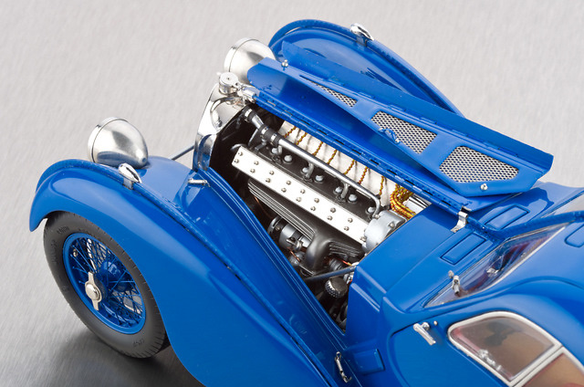 Bugatti Tipo 57 SC Atlantic (1938) CMC M083 1/18 Bugatti Tipo 57 SC Atlantic (1938) CMC 1:18