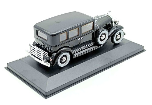 Cadillac V16 Imperial Sedán (1930) Altaya 1/43 