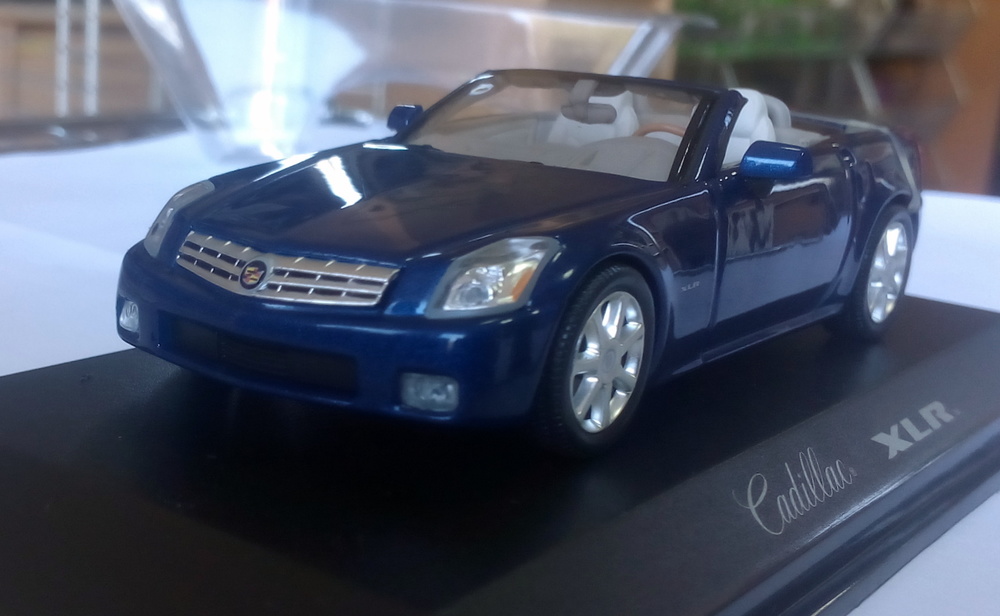 Cadillac XLR (2004) Norev 910002 1/43 