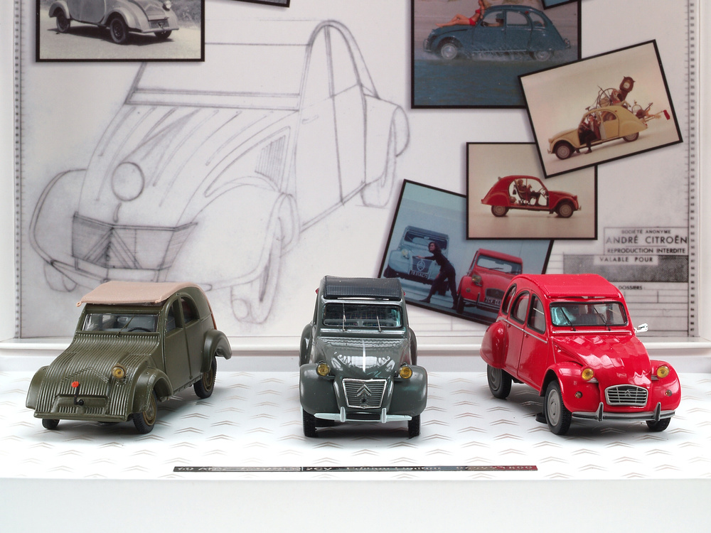 Caja conmemorativa 60 años del 2CV nº 2 Norev 151351 1/43 