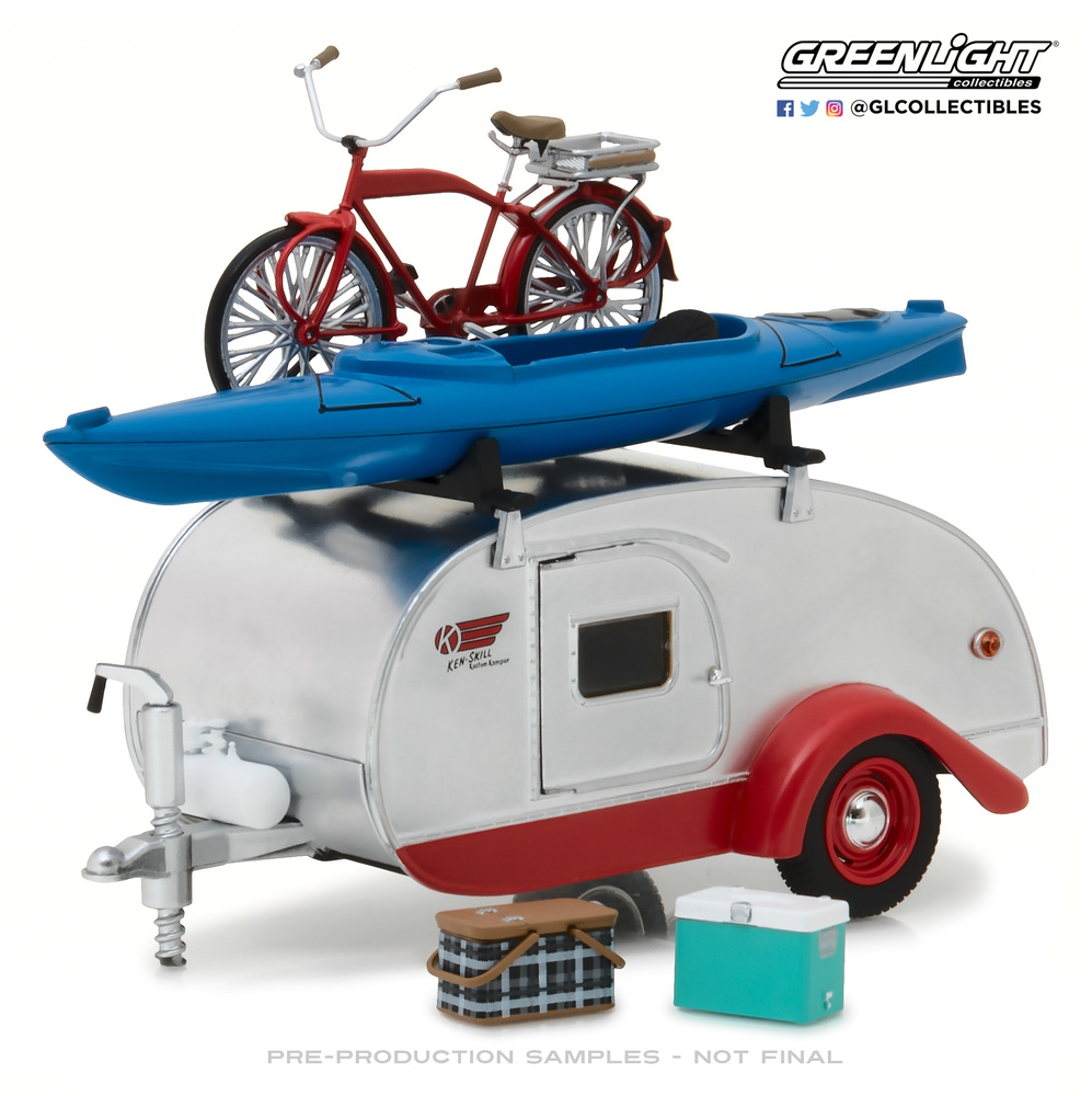 Carabana Teardrop con baca y accesorios (2019) Greenlight 18440A 1/24 