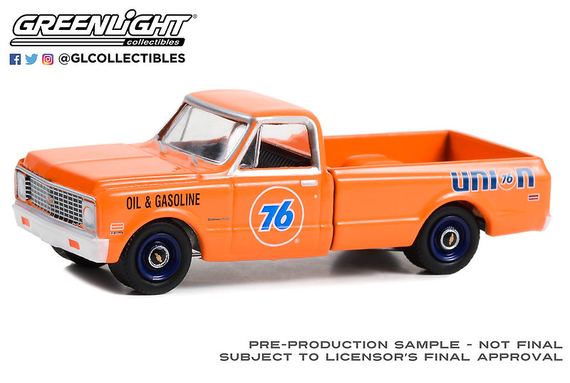 Chevrolet C-10 - Union 76 (1972) Greenlight 28210C 1/64 