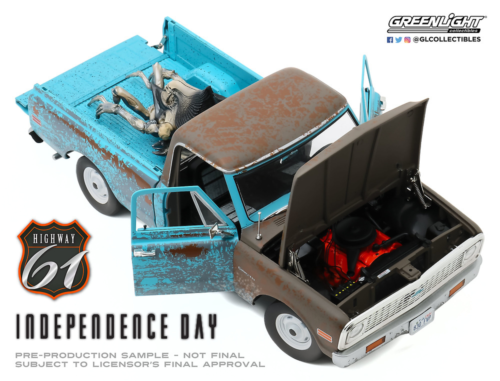 Chevrolet C-10 con figura de Alien (1971) 