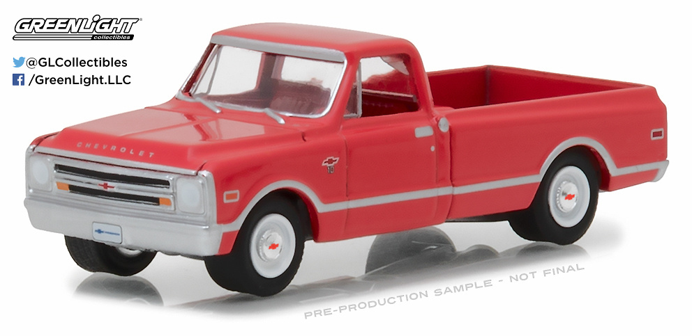Chevrolet C10 100 aniversario (1968) Greenlight 27940B 1/64 