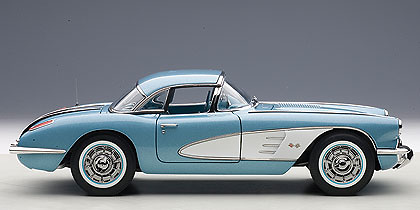 Chevrolet Corvette (1958) Autoart 71146 1:18 