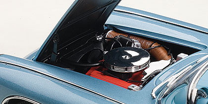 Chevrolet Corvette (1958) Autoart 71146 1:18 
