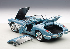 Chevrolet Corvette (1958) Autoart 71146 1:18 