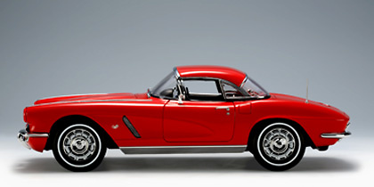Chevrolet Corvette (1962) Autoart 1/18 