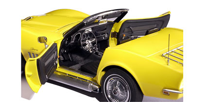 Autoart 76161 Chevrolet Corvette (1969) Autoart 1:18 color amarillo