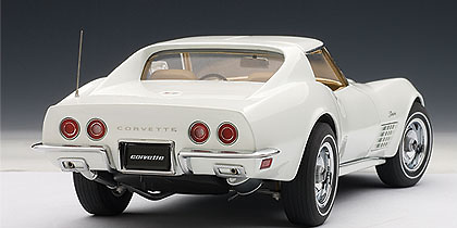 Autoart 71171 Chevrolet Corvette (1970) Autoart 1/18 Color Blanco