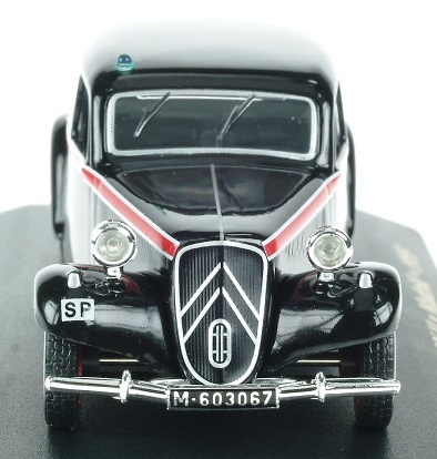 Ixo CJ044 Citroen 11 Taxi Madrid (1955) Ixo 1/43