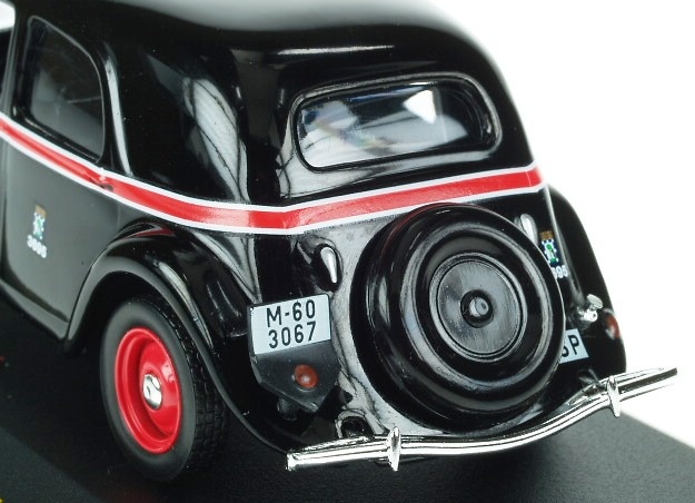 Ixo CJ044 Citroen 11 Taxi Madrid (1955) Ixo 1/43