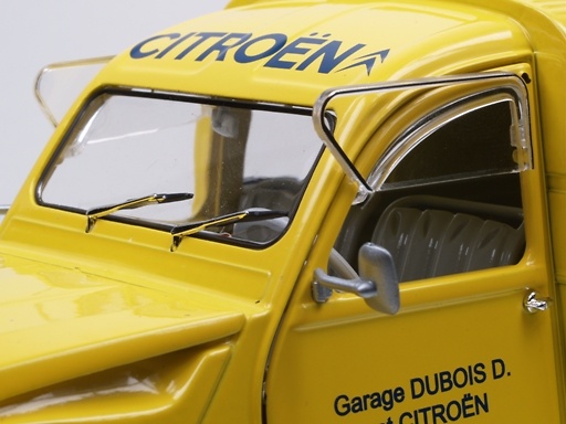 Citroen 2CV Furgoneta (1969) Solido 15072300 1/18 