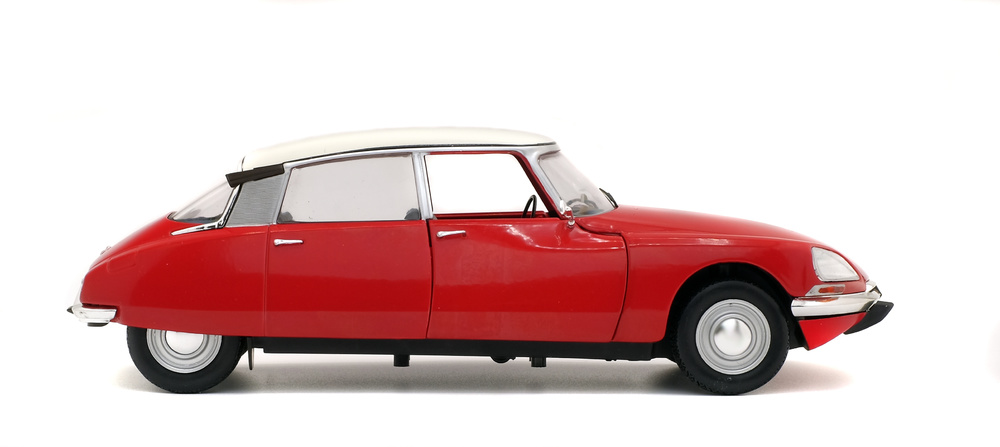 Citroen D Special (1972) Solido S1800702 1/18 