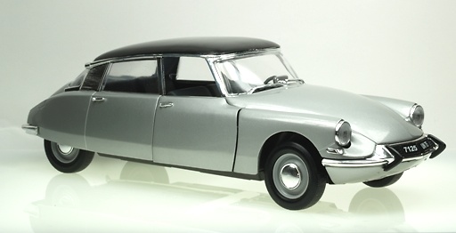 Citroen DS19 (1963) Solido 8033 1/18 