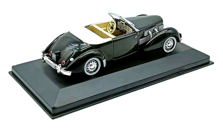 Cord 812 (1937) Altaya 1/43 